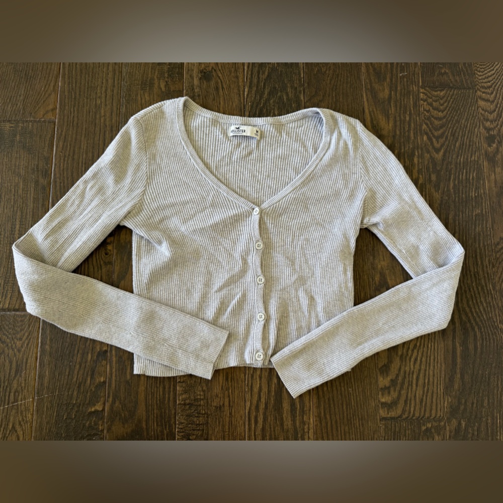 Hollister grey button up modern sweater